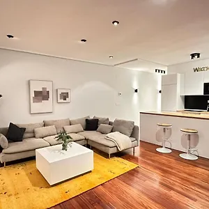 By Sleep In Apartamento Bilbao